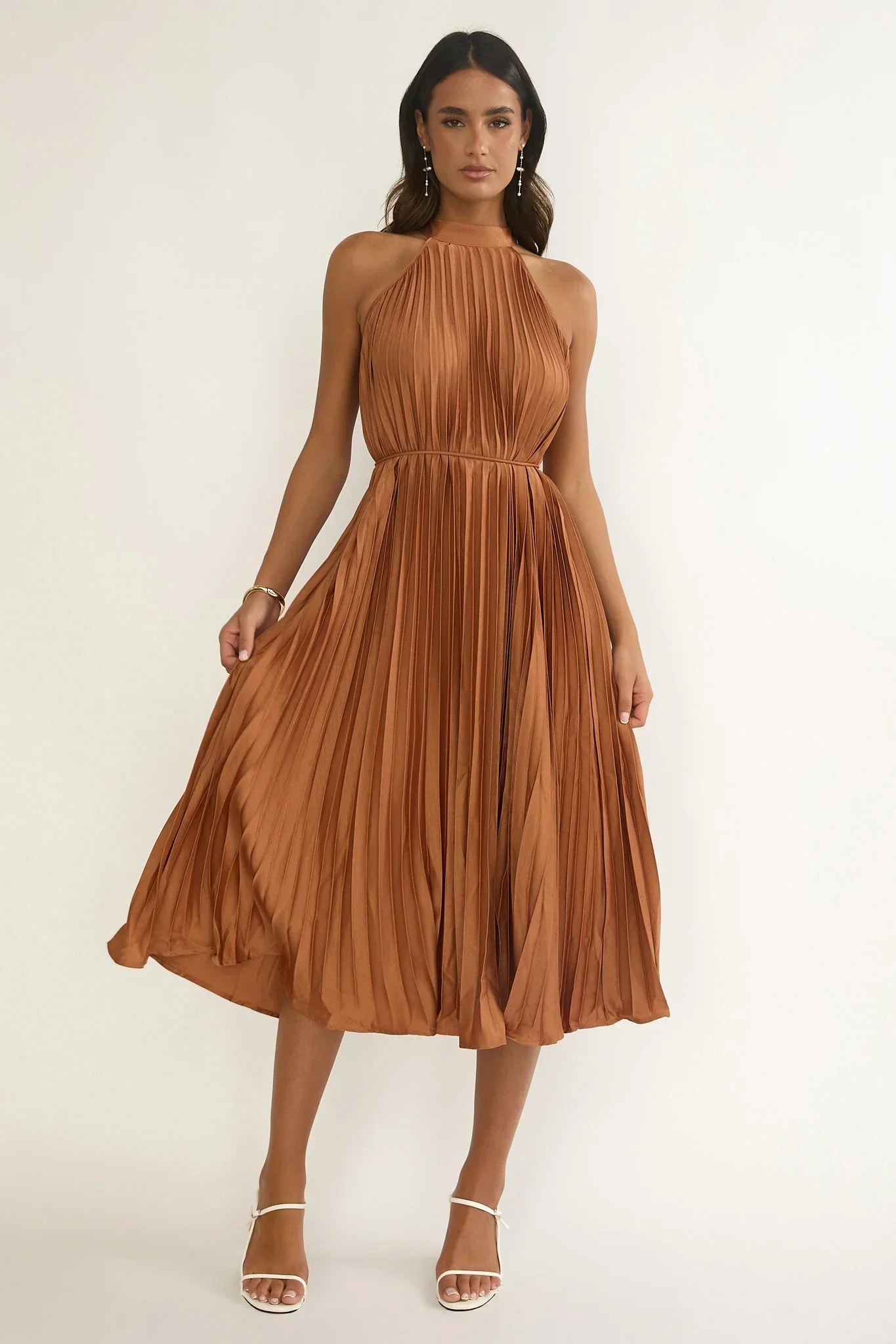 Sharaya Accordion Pleat Midi Dress Mocha